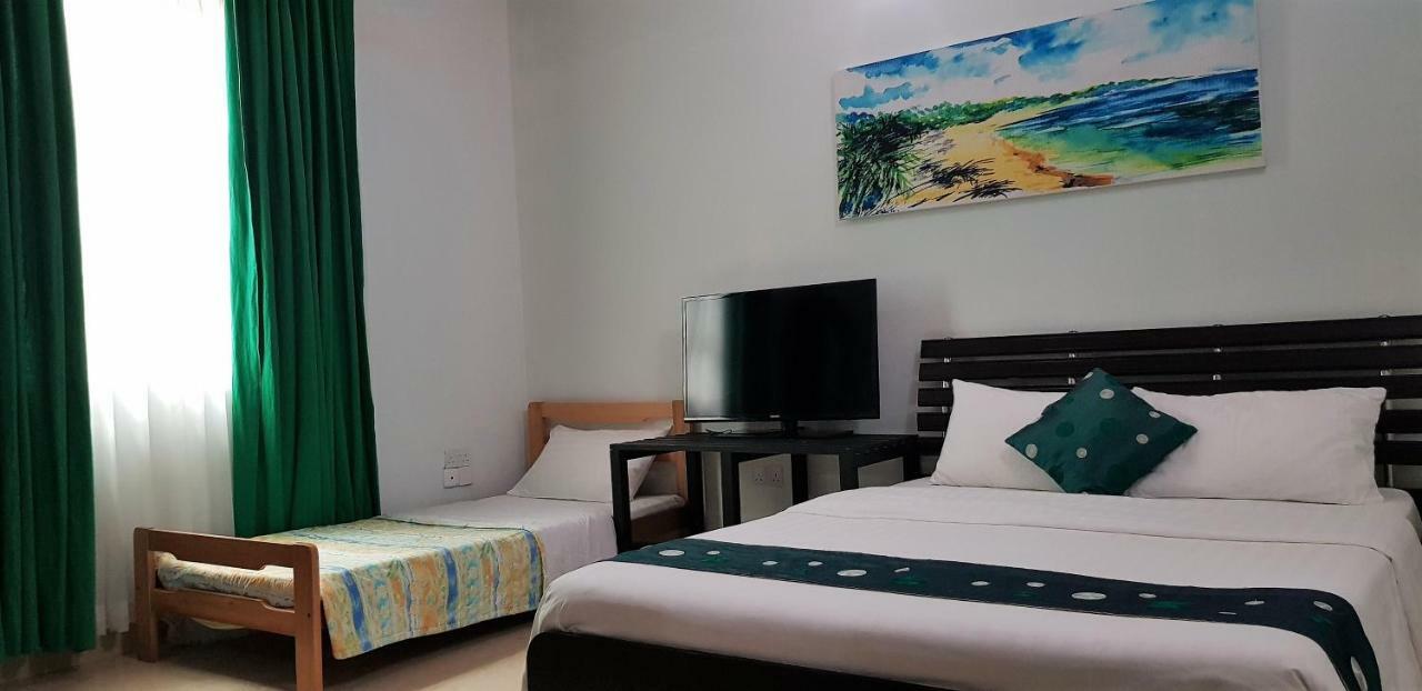 Equa Reef Maldives 호텔 아두아톨 외부 사진